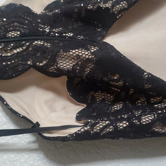 SEQUIN HEARTS: Homecoming Dress - Picture 6 of 9